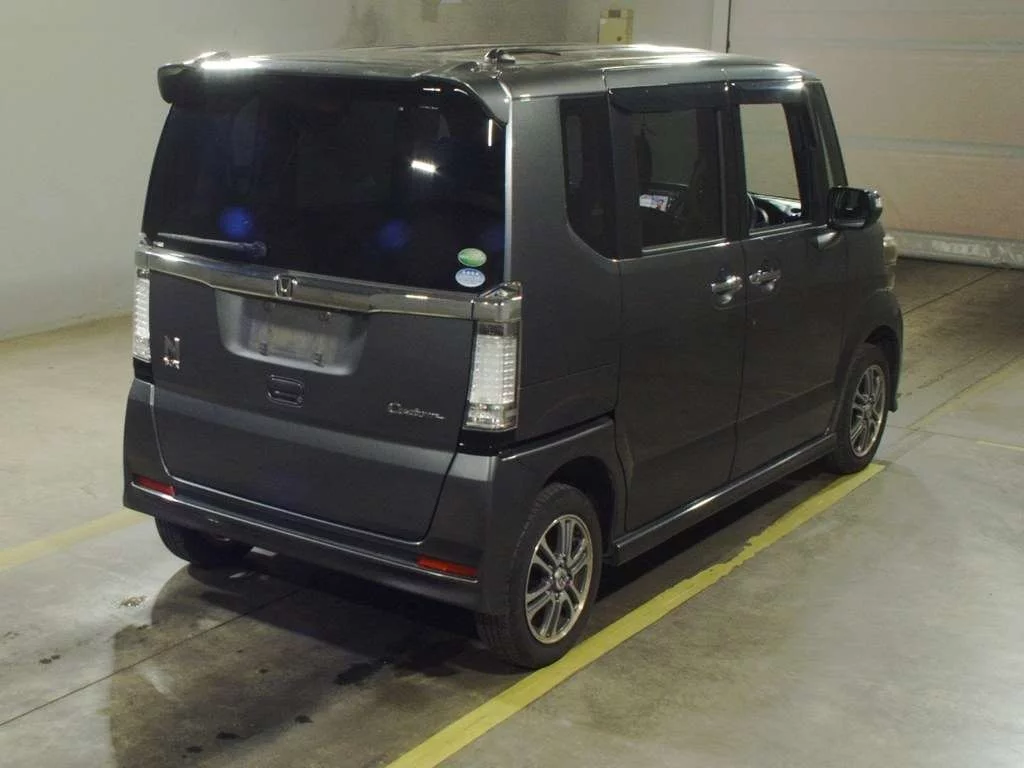 Honda N BOX CUSTOM  с аукциона в Японии