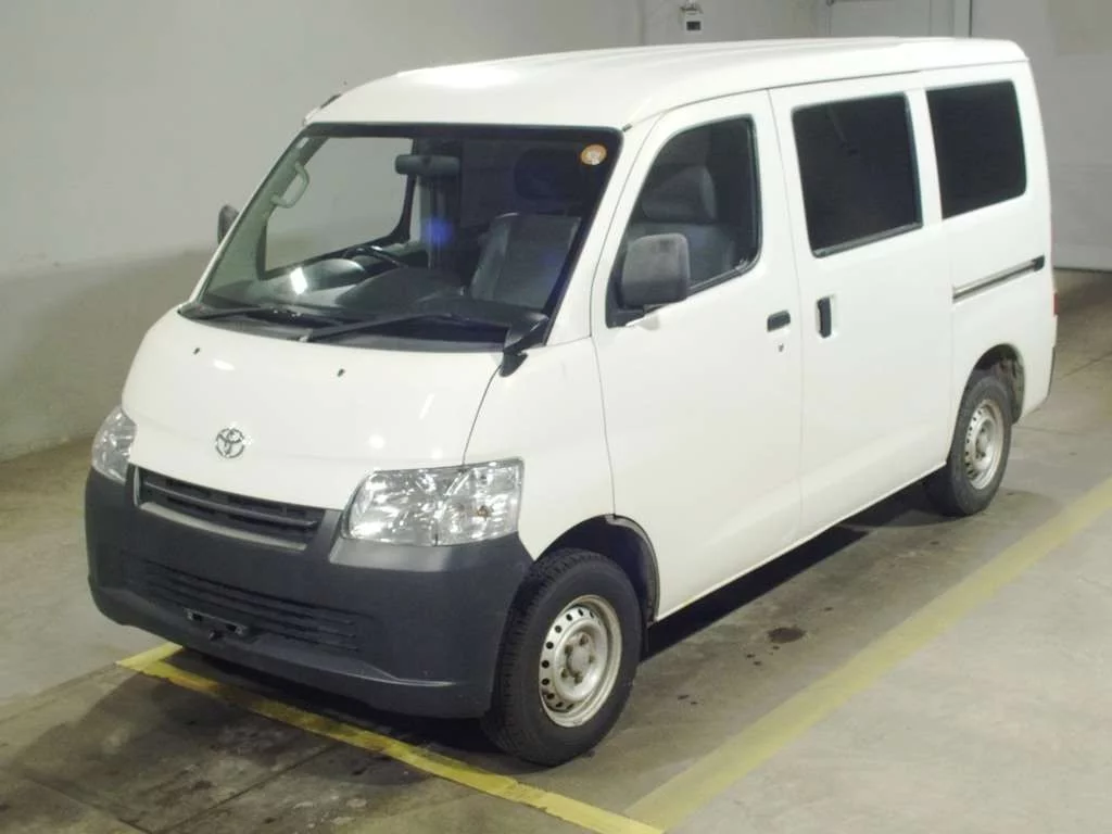 Toyota TownAce  с аукциона в Японии