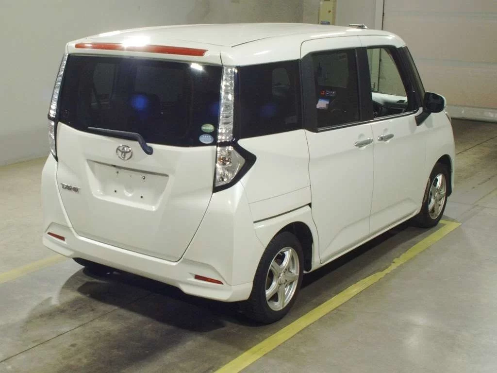 Toyota Tank  с аукциона в Японии