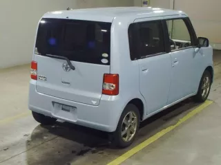 Toyota Pixis Space