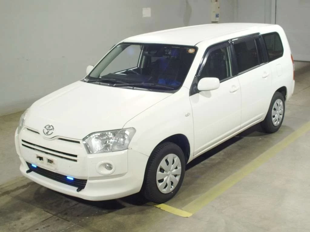 Toyota Succeed  с аукциона в Японии