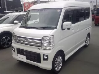 Nissan NV100 Clipper Rio
