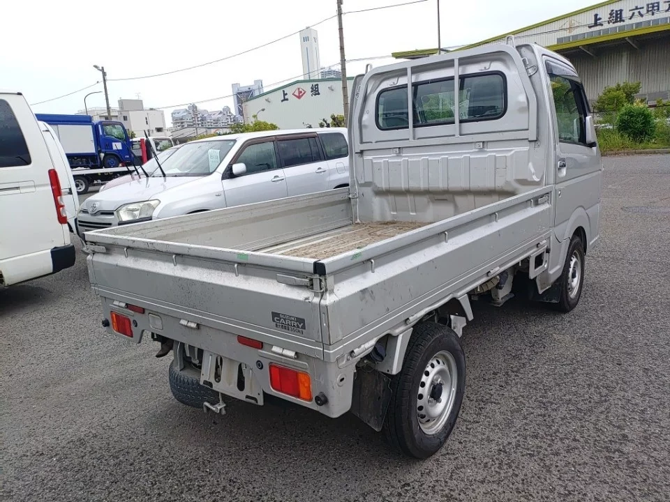 Suzuki CARRY  с аукциона в Японии