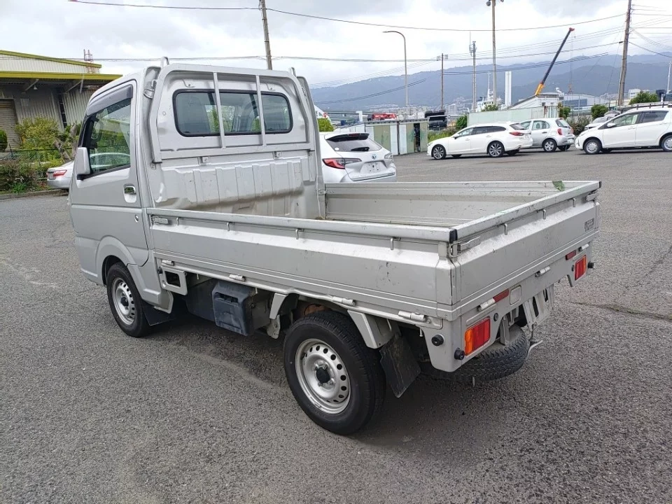 Suzuki CARRY  с аукциона в Японии