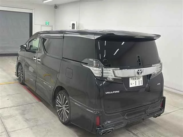 Toyota Vellfire  с аукциона в Японии