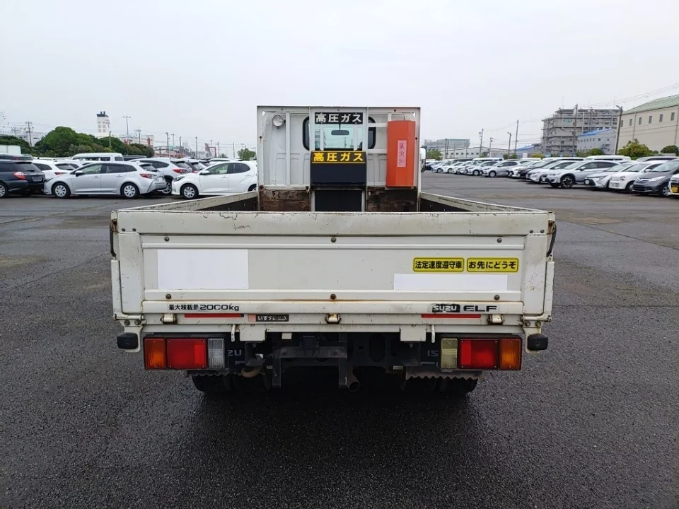 Isuzu Elf  с аукциона в Японии