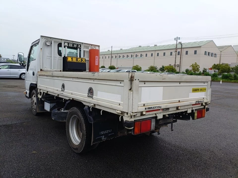 Isuzu Elf  с аукциона в Японии