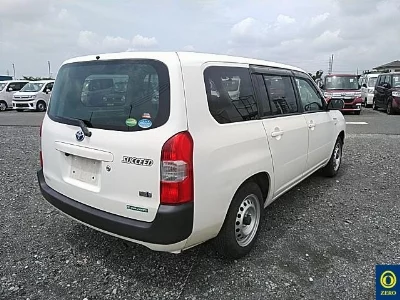 Toyota SUCCEED VAN