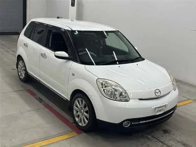 Mazda Verisa