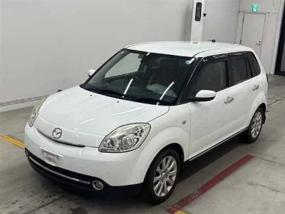 Mazda Verisa