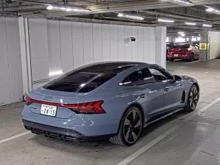 Audi e-tron GT quattro