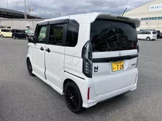 Honda N BOX CUSTOM