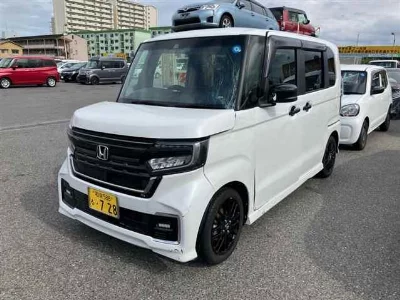 Honda N BOX CUSTOM