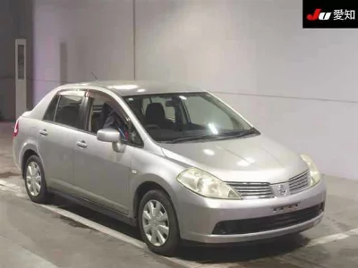 Nissan Tiida Latio