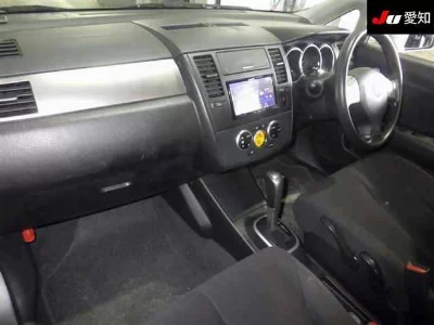 Nissan Tiida Latio