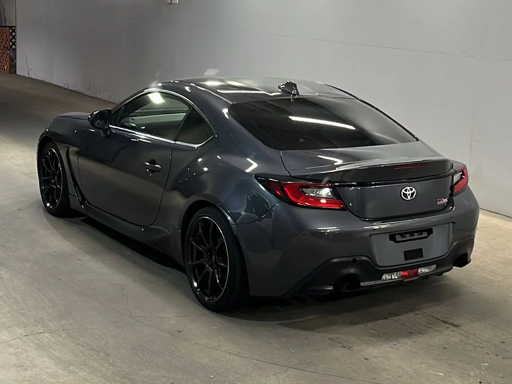 Toyota Gr 86  с аукциона в Японии