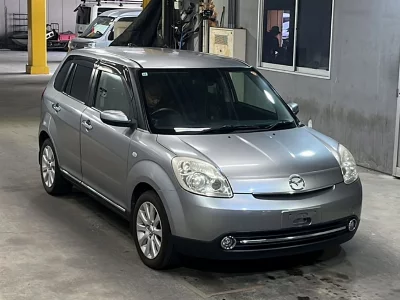 Mazda Verisa