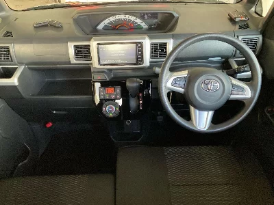 Toyota Pixis Mega