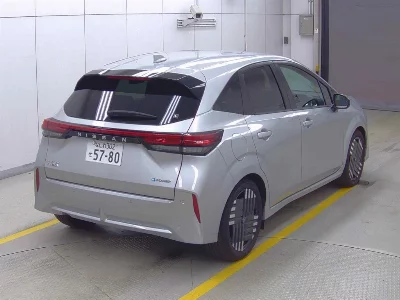 Nissan Aura