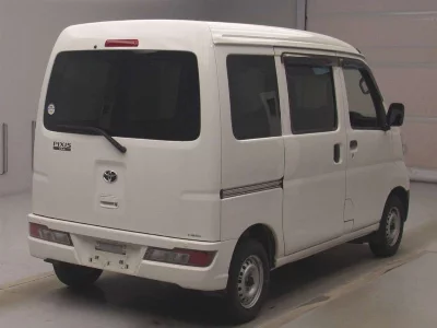 Toyota Pixis Van