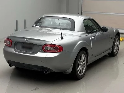 Mazda Roadster