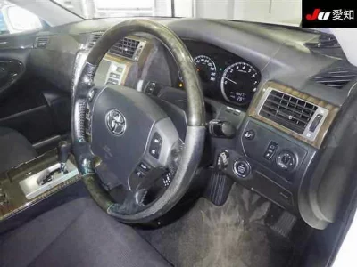 Toyota CROWN MAJESTA