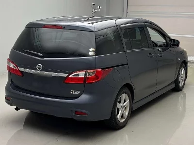 Nissan Lafesta