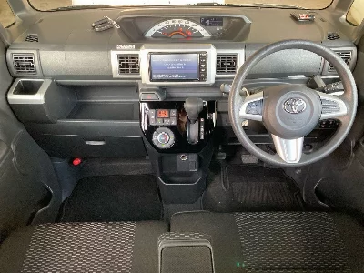 Toyota Pixis Mega