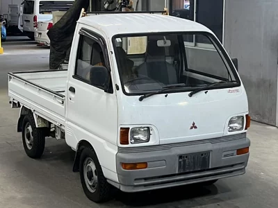 Mitsubishi Minicab Truck