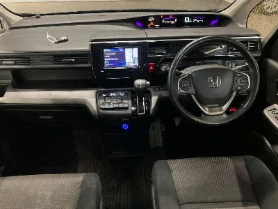 Honda STEPWGN SPADA