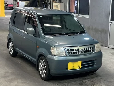 Nissan Otti