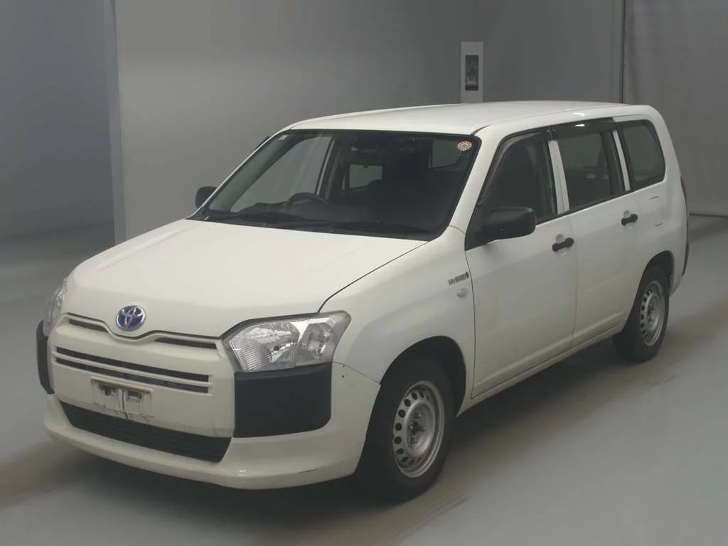 Toyota Succeed  с аукциона в Японии