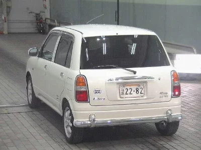 Daihatsu Mira Gino