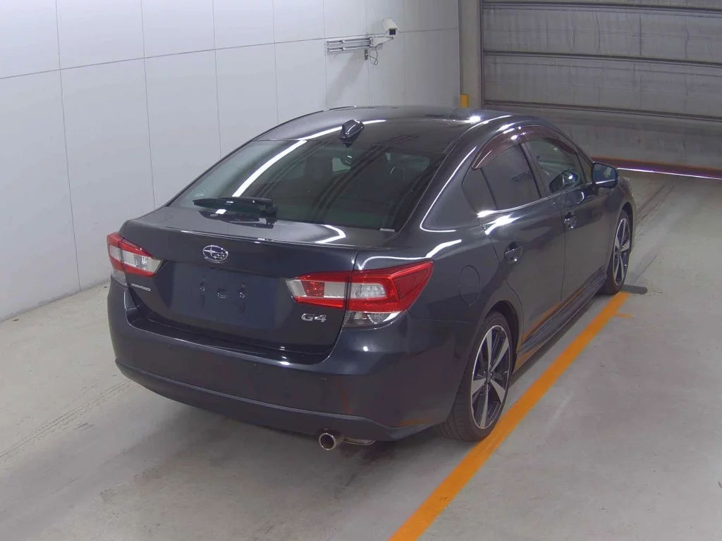 Subaru Impreza  с аукциона в Японии