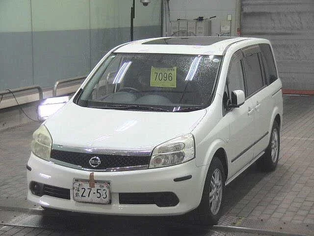 Nissan Lafesta  с аукциона в Японии