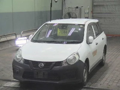 Nissan AD