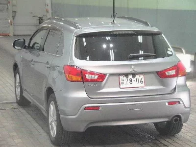 Mitsubishi RVR