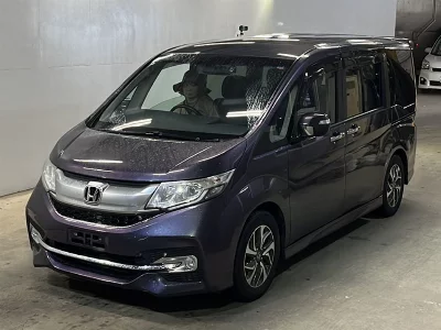 Honda STEPWGN SPADA