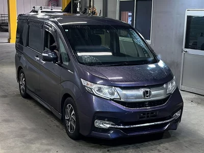 Honda STEPWGN SPADA
