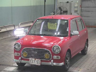 Daihatsu Mira Gino