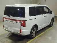 Цена авто Mitsubishi  с аукционов Японии, номер кузова CV1W, пробег 20 000, оценка 2