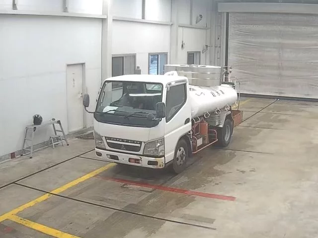 Mitsubishi Fuso Canter  с аукциона в Японии