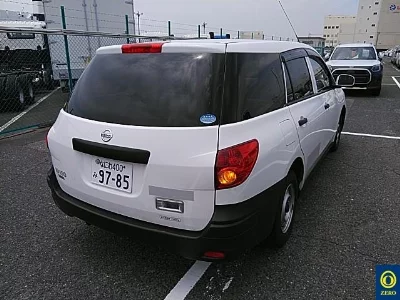 Nissan AD