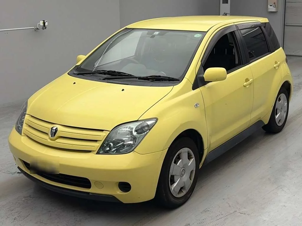 Toyota Ist  с аукциона в Японии