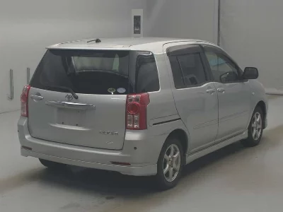 Toyota Raum