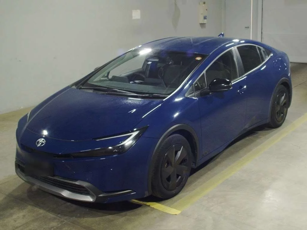 Toyota Prius  с аукциона в Японии
