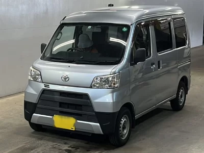 Toyota Pixis Van
