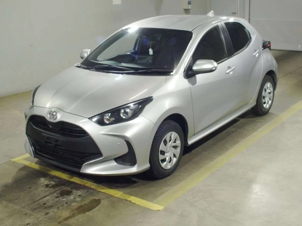 Toyota Yaris  с аукциона в Японии