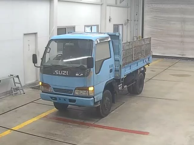 Isuzu Elf  с аукциона в Японии