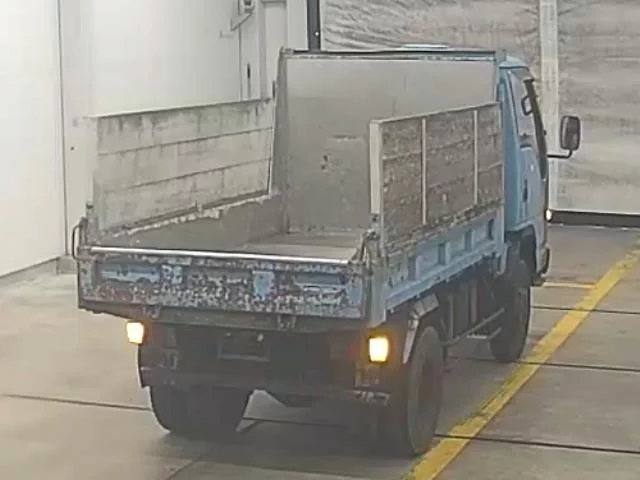 Isuzu Elf  с аукциона в Японии